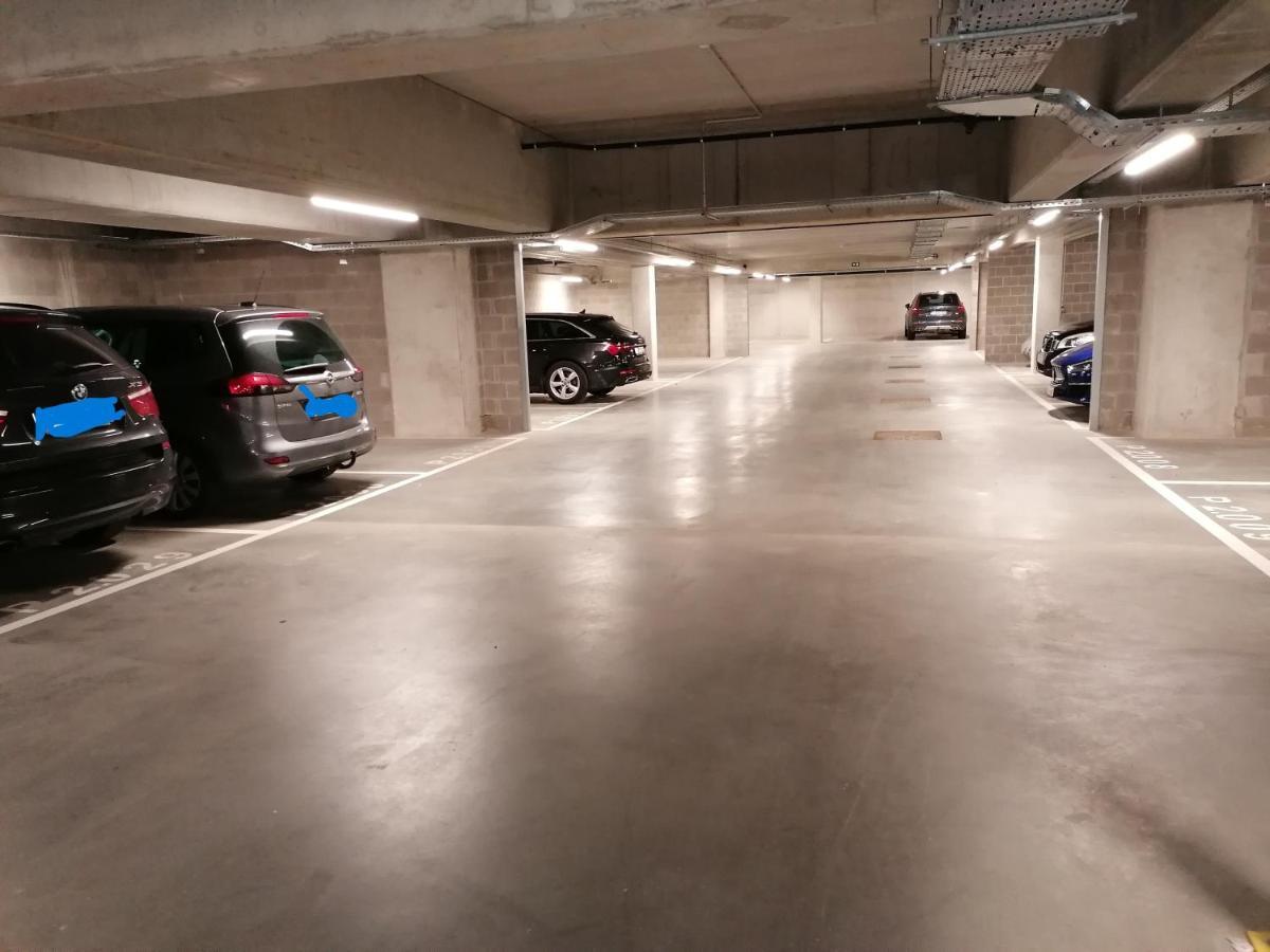 Bartine - Modern And Spacious Flat Near The Sea, Free Parking Space Ostenda Zewnętrze zdjęcie
