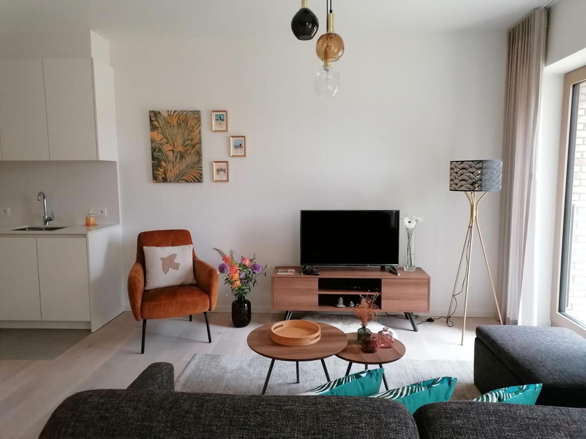 Bartine - Modern And Spacious Flat Near The Sea, Free Parking Space Ostenda Zewnętrze zdjęcie